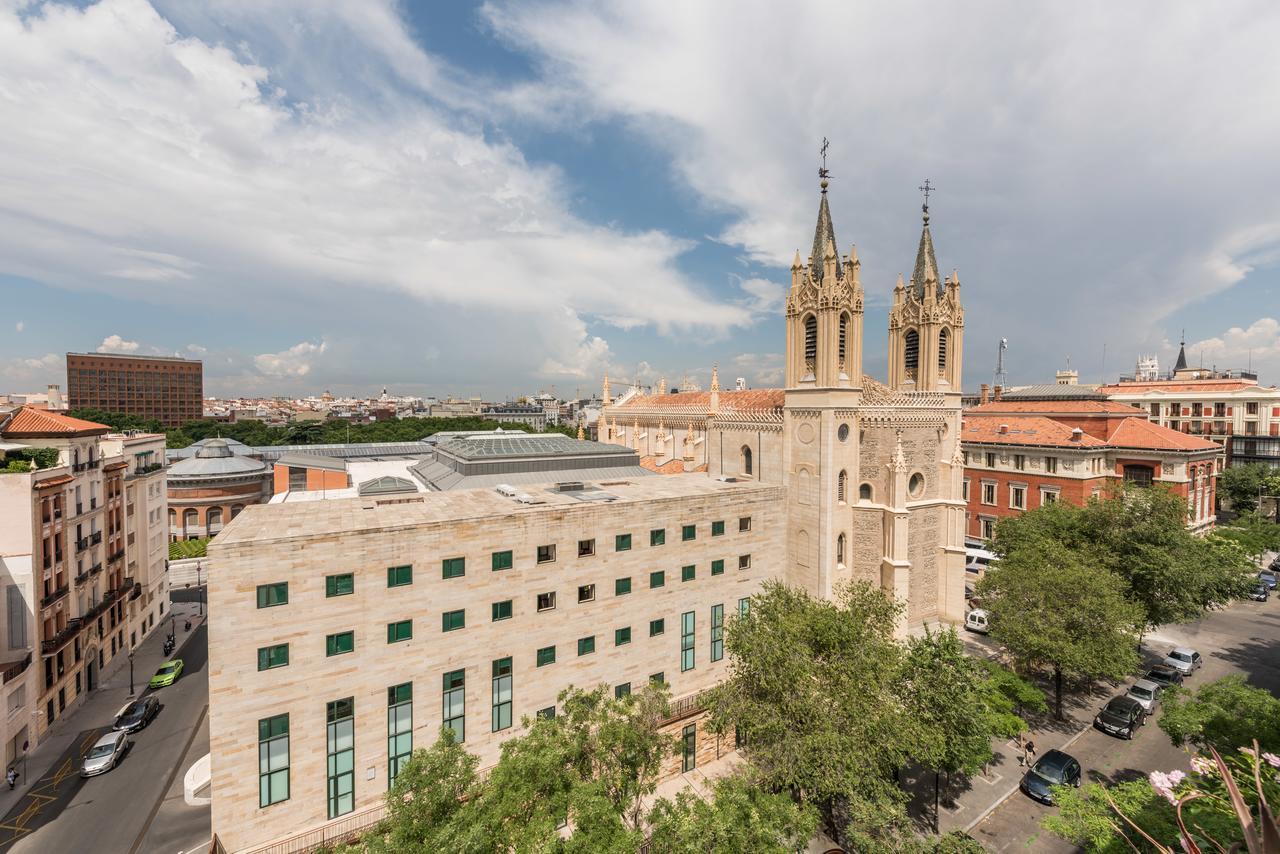 Apartamentos Los Jerónimos Madri Exterior foto