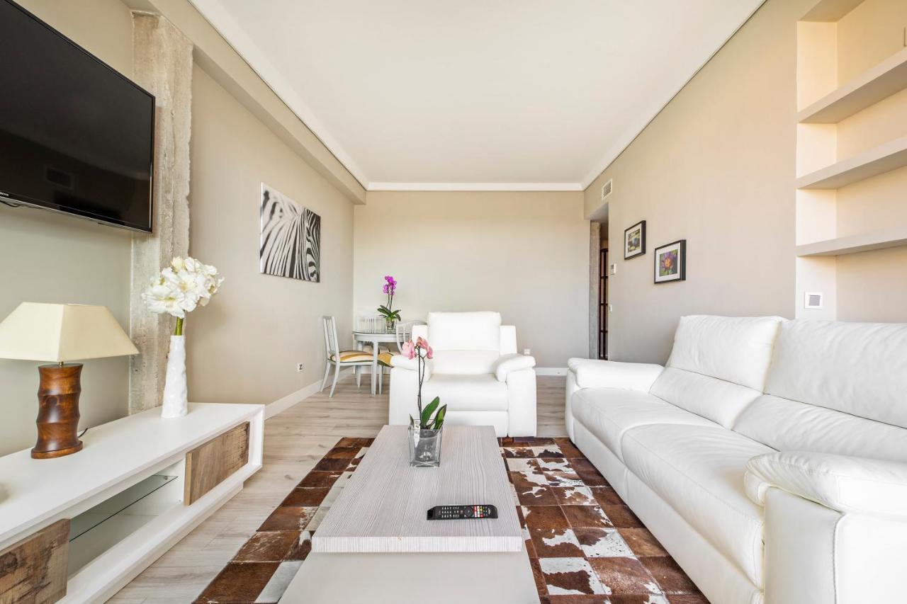 Apartamentos Los Jerónimos Madri Exterior foto